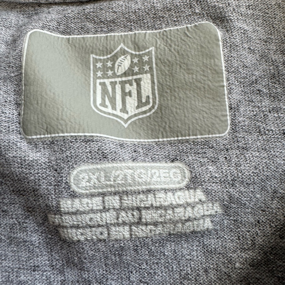NFL Kansas City Chiefs Tee- Size 2XL - Picture 3 of 3